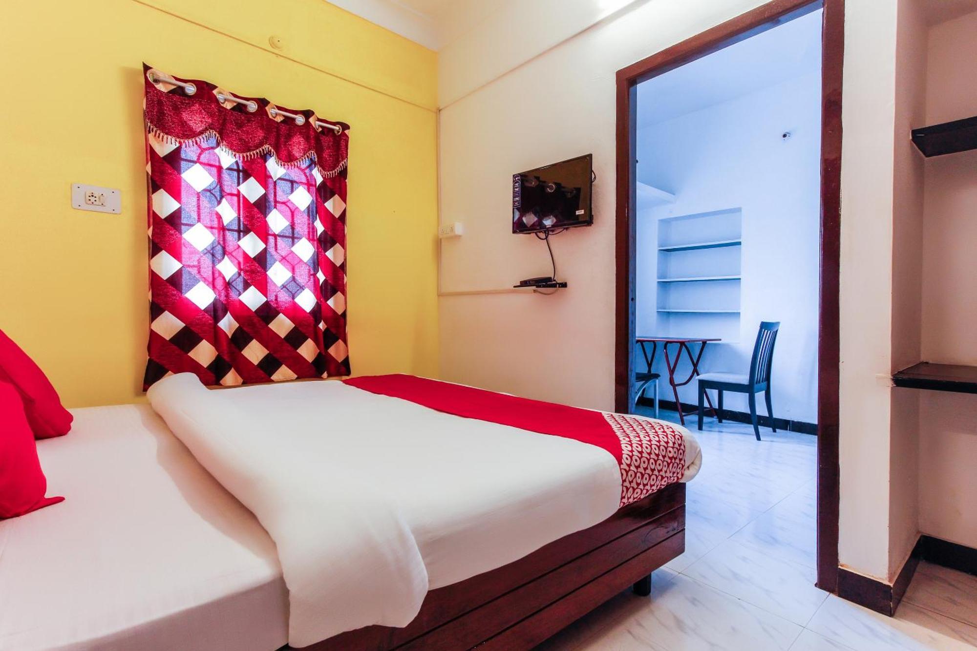 Hotel Lakshmi Narayana Salem Esterno foto
