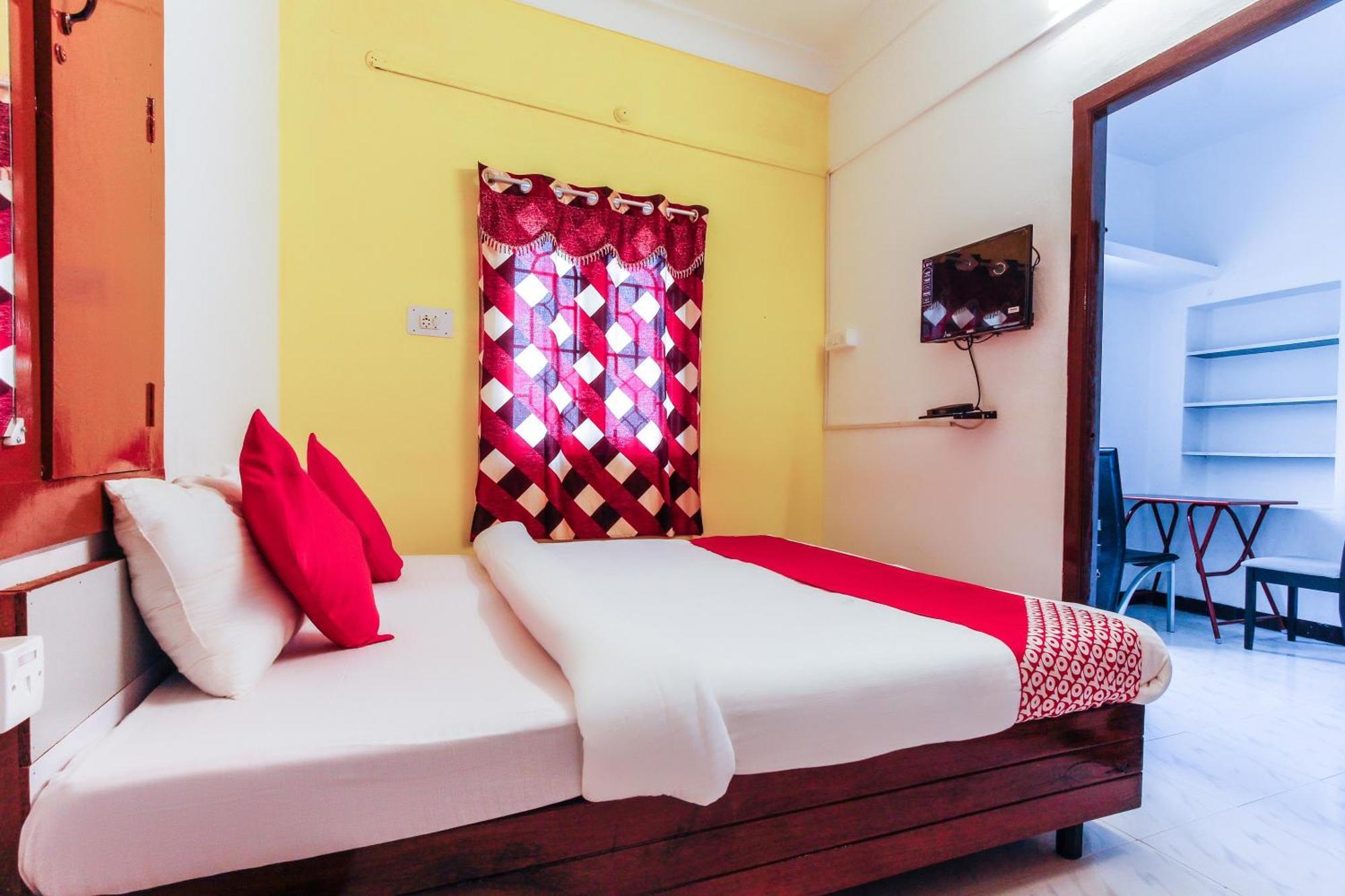 Hotel Lakshmi Narayana Salem Esterno foto