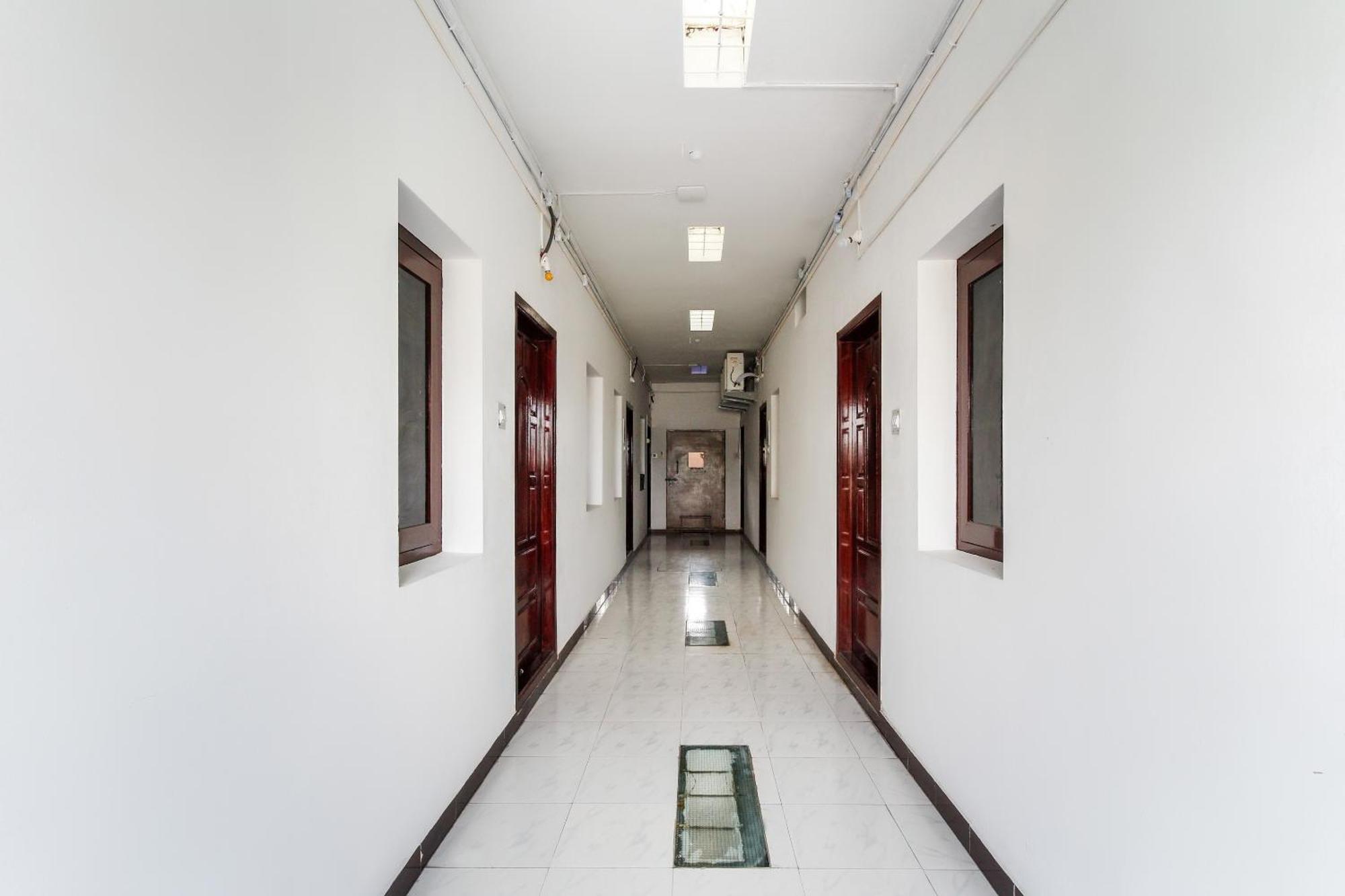 Hotel Lakshmi Narayana Salem Esterno foto