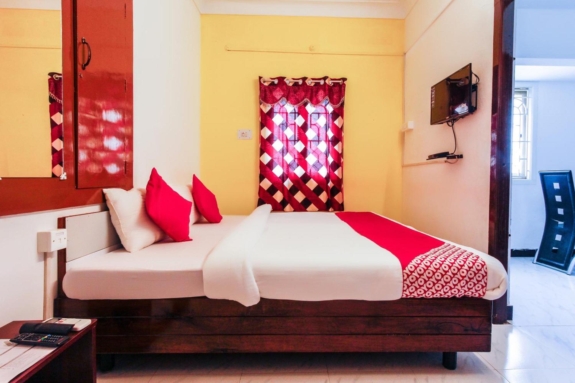 Hotel Lakshmi Narayana Salem Esterno foto