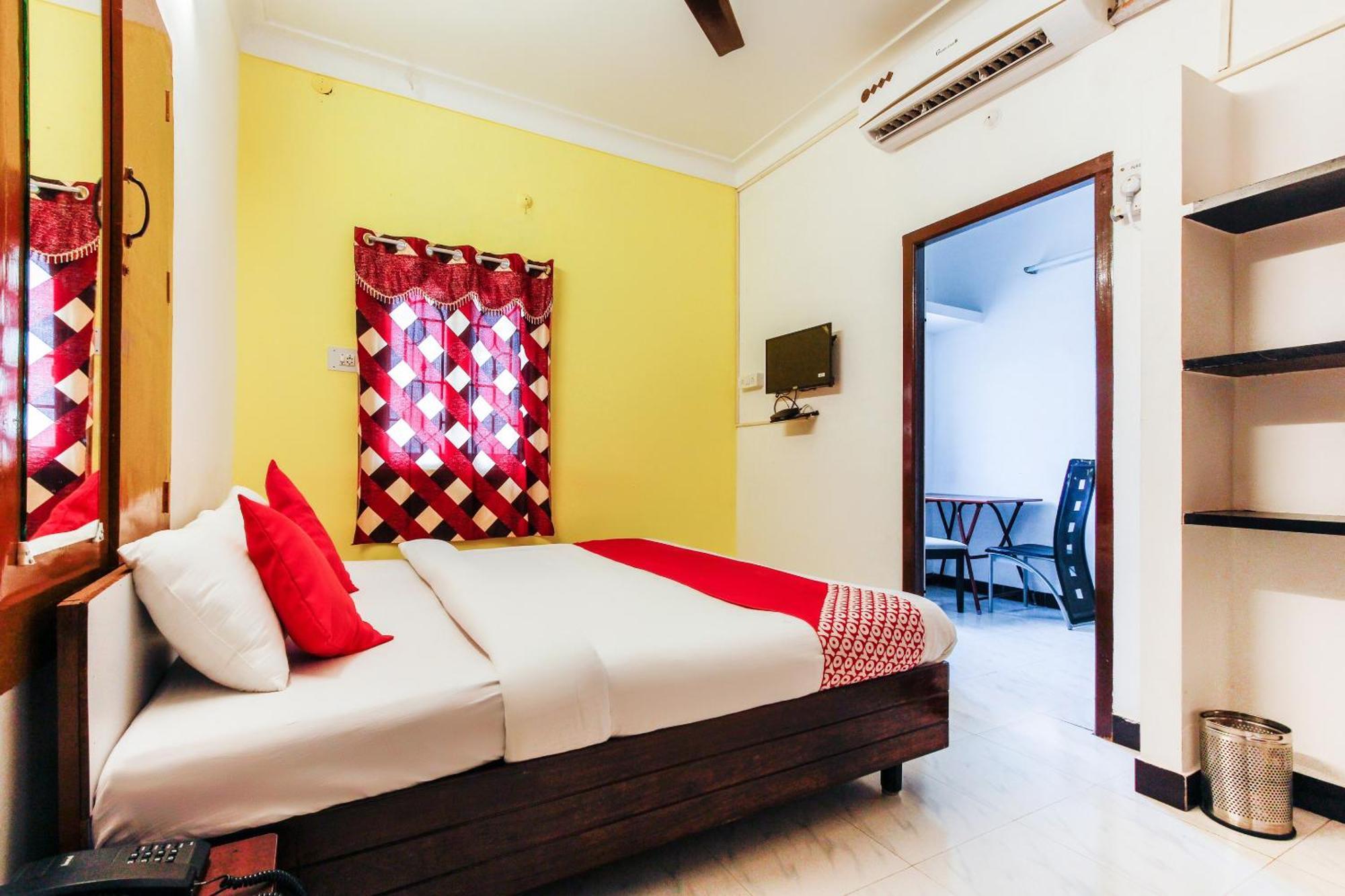 Hotel Lakshmi Narayana Salem Esterno foto